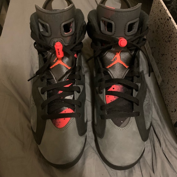 Jordan 4s Jordan 6s and a pair of 11s main image 5